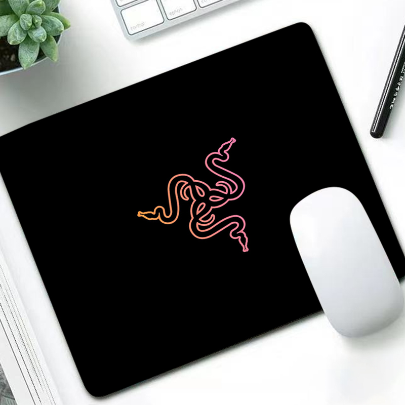 Gaming Keyboard Nearby - Razer Luxury Mouse Pad Anime Gamer